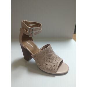 Maurices Sandals Womens 6 Jenna Ankle Strap Blush Faux Leather Block Heels